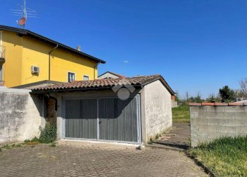 Villa Via Maestra, Novara (zona Torrion Quartara) - foto 33