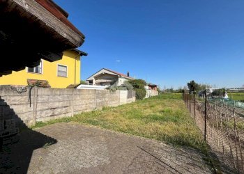 Villa Via Maestra, Novara (zona Torrion Quartara) - foto 35