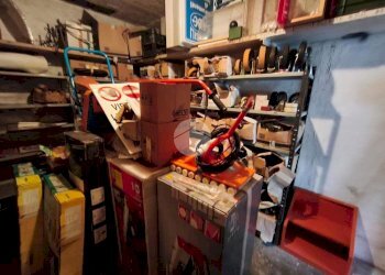 Box Via Castelluccio, Genova (zona Certosa) - foto 7