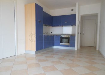 Zona living (4).jpg - Trilocale viale xi febbraio  56, Bassano del Grappa - foto 1