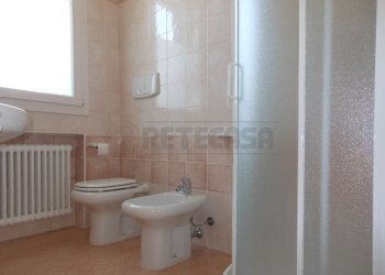 Servizio (4).jpg - Trilocale viale xi febbraio  56, Bassano del Grappa - foto 2