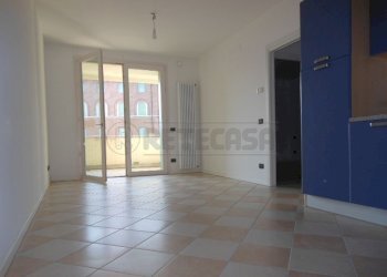 Zona living (2).jpg - Trilocale viale xi febbraio  56, Bassano del Grappa - foto 7