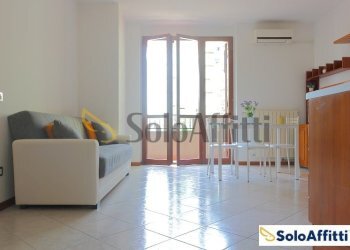 soggiorno con cucina a vista - Appartamento Via Claudio Monteverdi 7, Desio - foto 4