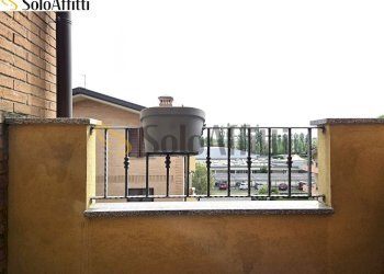 balcone cameretta - Trilocale Via Eugenio Montale 12, Limbiate - foto 22