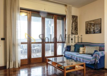 Via Copenaghen soggiorno_3.jpg - Trilocale Via Copenaghen, Fiumicino - foto 5