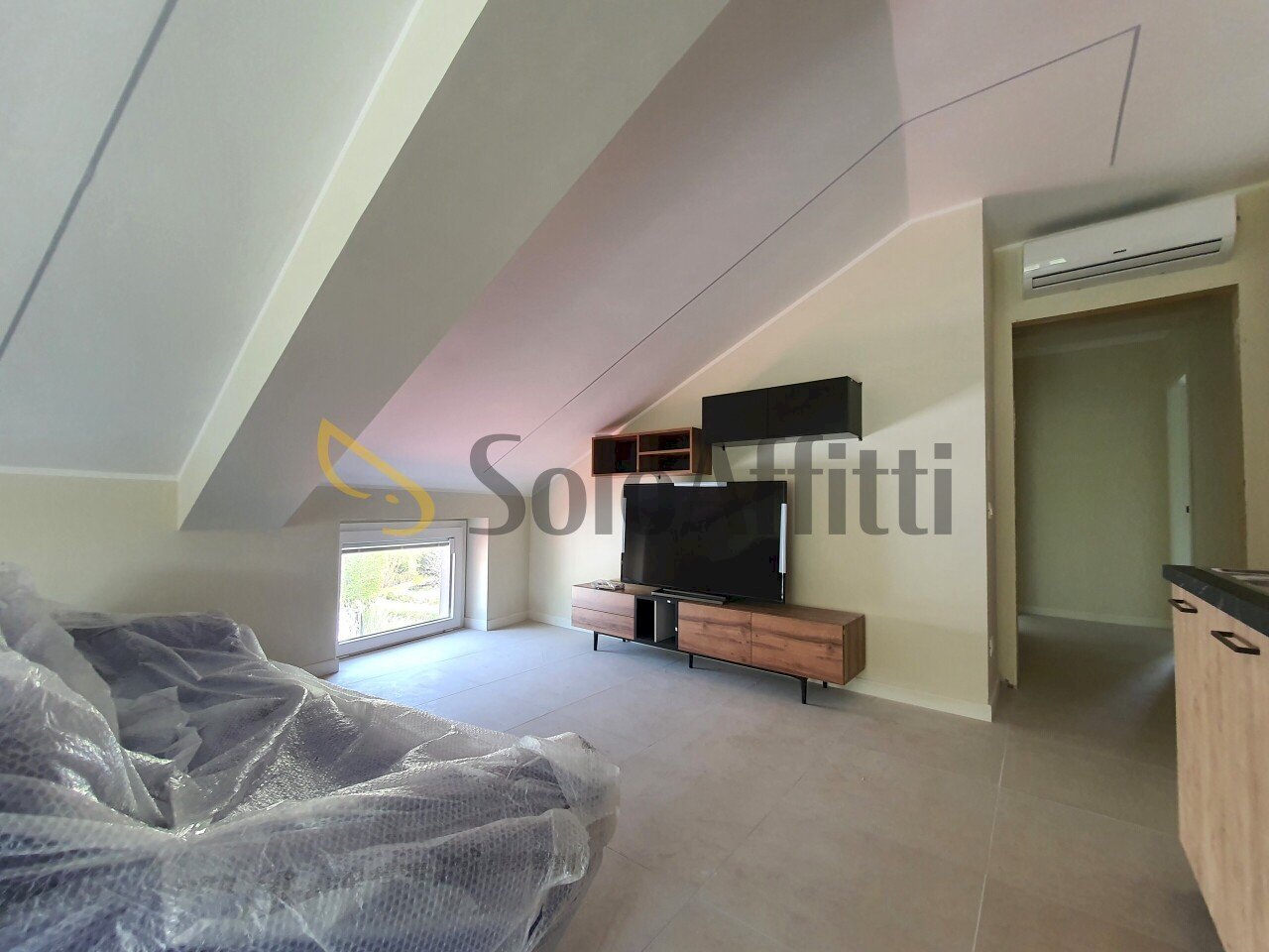 Attic Viale Lucrezia della Valle 99, Catanzaro - photo 1