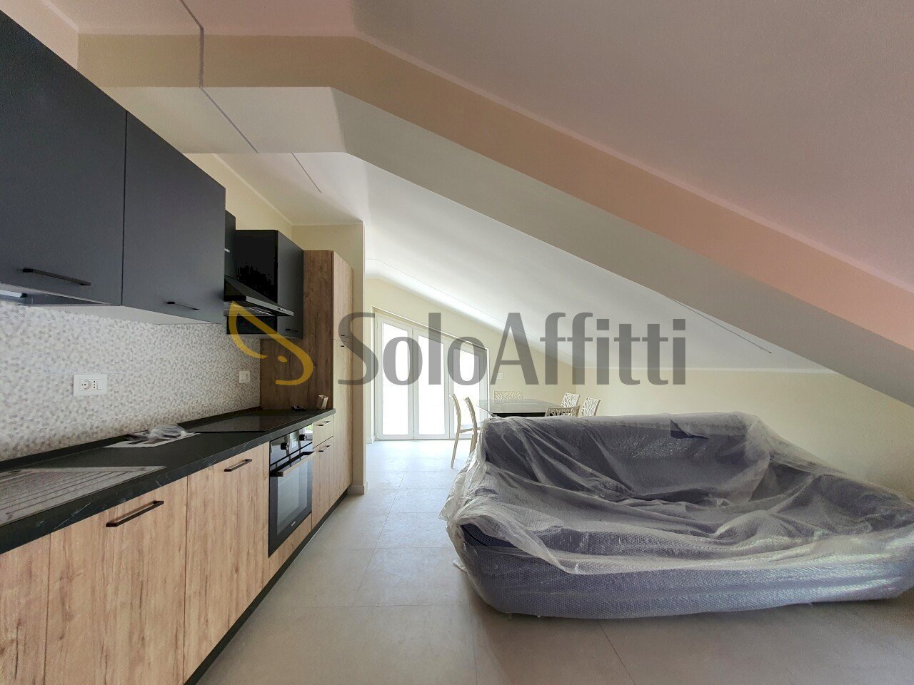 Attic Viale Lucrezia della Valle 99, Catanzaro - photo 3