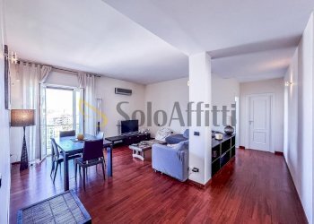 Soggiorno living - Trilocale Via Alessandro Manzoni, Napoli (zona Posillipo) - foto 2