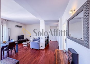 Soggiorno living - Trilocale Via Alessandro Manzoni, Napoli (zona Posillipo) - foto 4