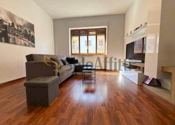 WhatsApp Image 2026-04-09 at 10.47.20 (3).jpeg - Trilocale Via Giuseppe Maria Bosco, Caserta - foto 1