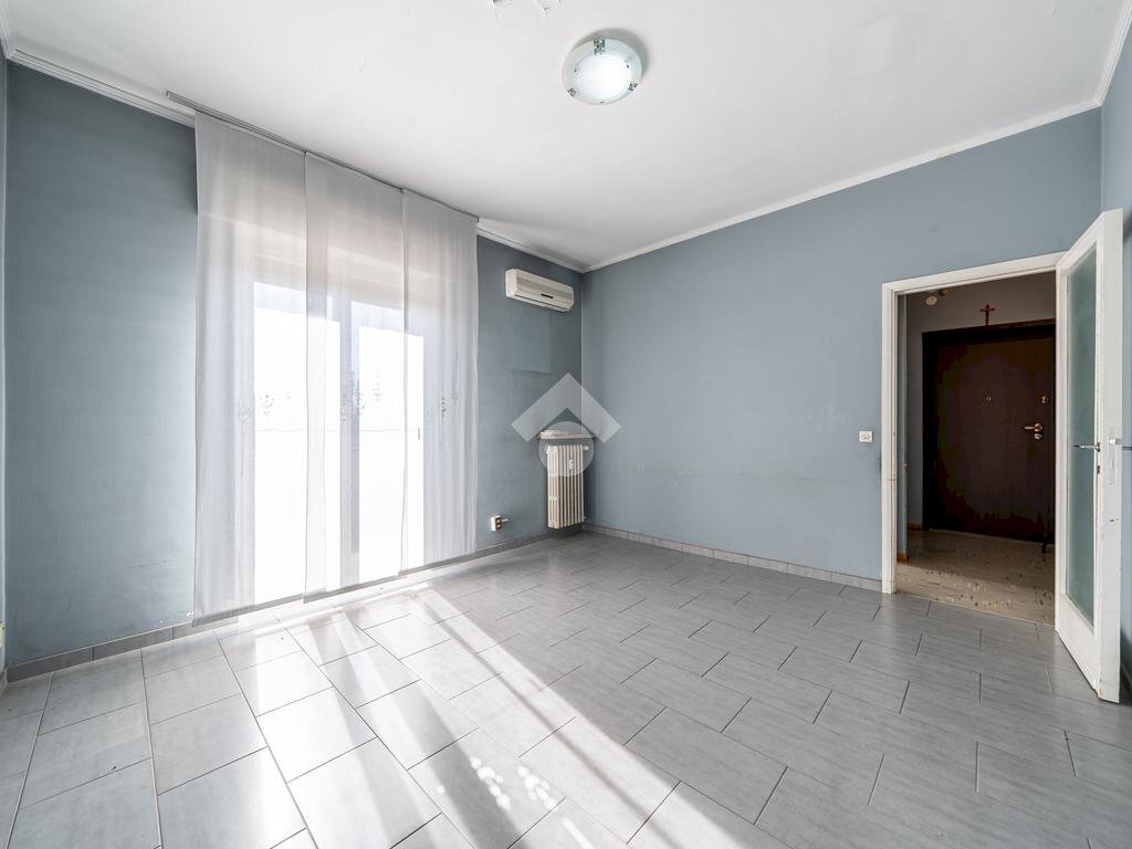 Four-room apartment Via Primo Bandini, Parma (neighborhood Cittadella) - photo 3