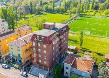 Four-room apartment Via Primo Bandini, Parma (neighborhood Cittadella) - photo 1