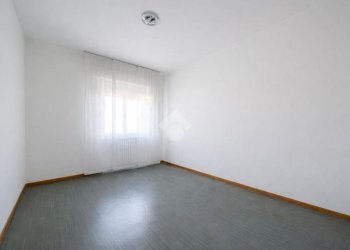 Four-room apartment Via Primo Bandini, Parma (neighborhood Cittadella) - photo 14