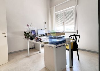 terzo ufficio operativo - Ufficio Via L. da Vinci 35, Livorno - foto 17