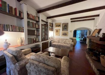 WhatsApp Image 2023-11-27 at 15.09.16(1).jpeg - Quadrilocale Via del Motrone, Firenze - foto 3