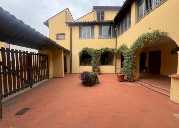 WhatsApp Image 2025-10-24 at 13.55.59.jpeg - Quadrilocale Via del Motrone, Firenze - foto 24