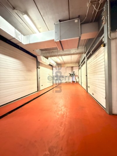 Garage - Box Viale A. Tassoni 4, Modena (zona Circoscrizione 1) - foto 3