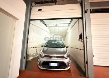 garage - Box Viale A. Tassoni 4, Modena (zona Circoscrizione 1) - foto 1