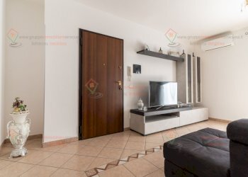 RIC02457.jpg - Quadrilocale Floridia - foto 4