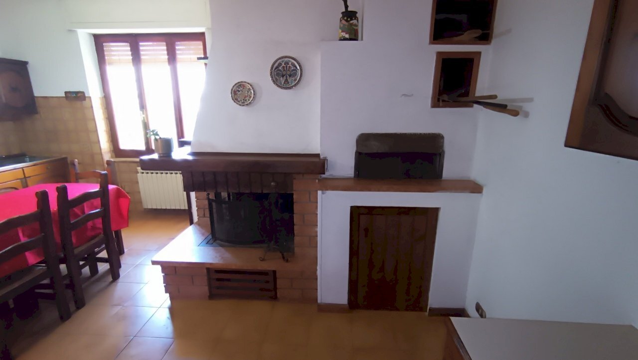 IMG_20260402_103556.jpg - Appartamento Via Isolone, Fosdinovo - foto 2