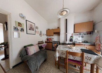 1.jpg - Quadrilocale Via Paolo Diana, Sarzana - foto 1