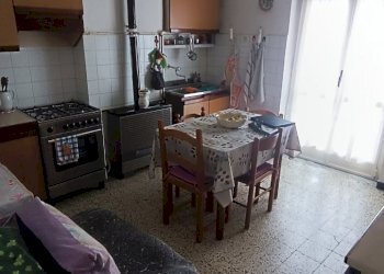 2.jpg - Quadrilocale Via Paolo Diana, Sarzana - foto 2