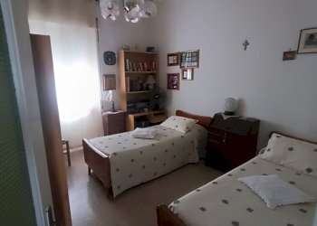 8.jpg - Quadrilocale Via Paolo Diana, Sarzana - foto 7