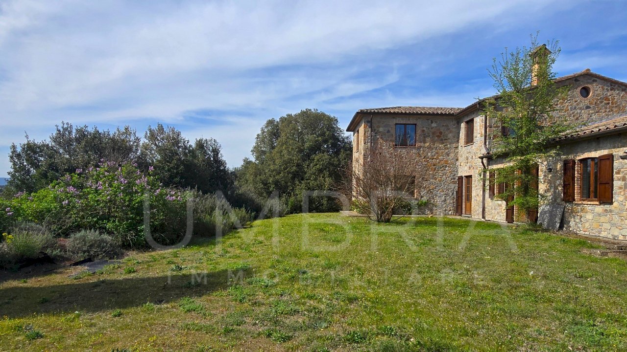 02farmhoue.jpg - Casale Strada Montiano 10, Ficulle - foto 2