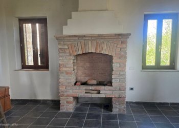 09 fireplace.jpg - Casale Strada Montiano 10, Ficulle - foto 10