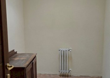 closet.jpg - Casale Strada Montiano 10, Ficulle - foto 26