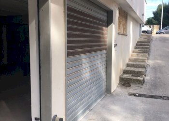 rampa accesso - Box Via Ludovico Ariosto 29, Monopoli - foto 1