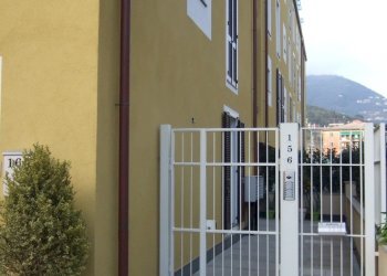 WhatsApp Image 2026-04-14 at 09.42.03 (1).jpeg - Bilocale Viale Mazzini 158, Sestri Levante - foto 4