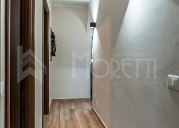 corridoio - Four-room apartment Via 8 Marzo 53, Collesalvetti - photo 26