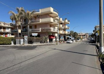 WhatsApp Image 2026-04-13 at 08.27.00 (9).jpeg - Bilocale Mascali - foto 7