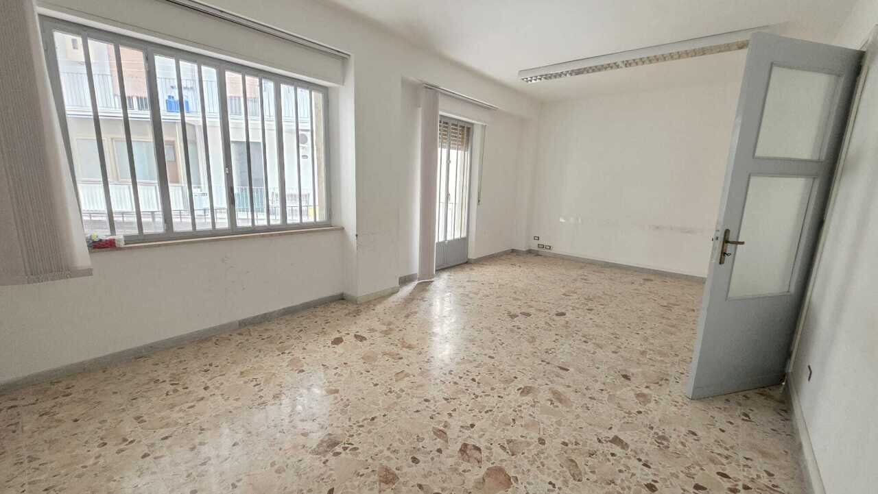 WhatsApp Image 2026-04-13 at 11.27.00 (1).jpeg - Appartamento Via Giuseppe Martinez, Acireale - foto 2