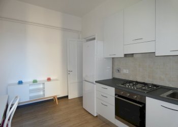 P1070341.JPG - Appartamento Via Giuseppe Michele Canale, Genova (zona San Martino) - foto 11