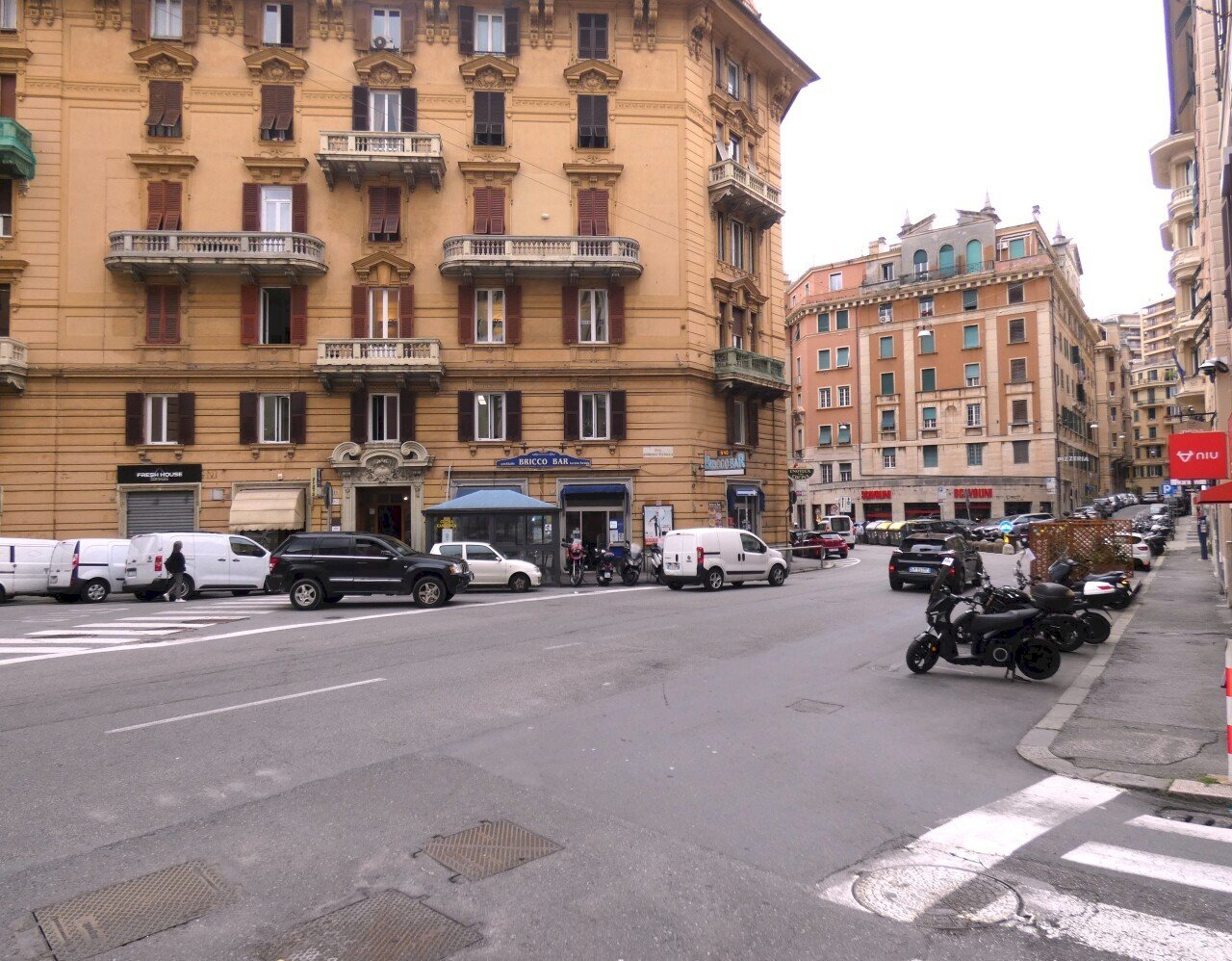 via banderali - Office Via Riccardo Banderali, Genova - photo 1