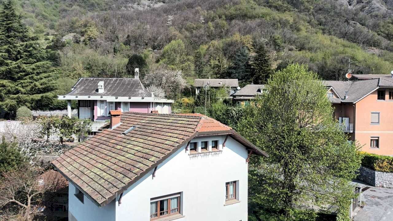 WhatsApp Image 2026-04-13 at 09.47.57.jpeg - Attic Savignone, Savignone - photo 1