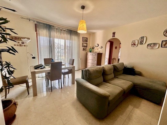 2.jpg - Trilocale Via Colleferro 13A, Guidonia Montecelio - foto 2