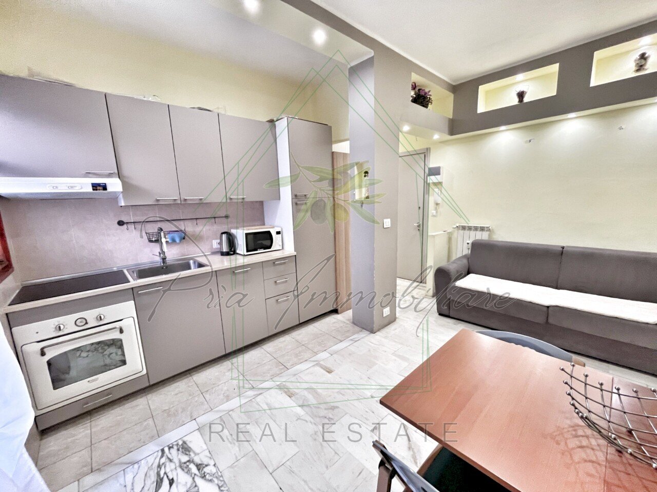 (20).jpg - Bilocale Corso Giacomo Matteotti 26, Rapallo - foto 2