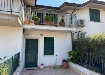 WhatsApp Image 2026-04-10 at 16.15.38 (2).jpeg - Villa a Schiera Fiano Romano - foto 3