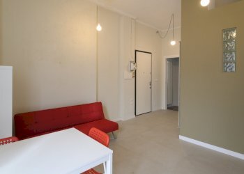 Via Padova.jpg - Bilocale via padova 12, Torino (zona Aurora) - foto 2