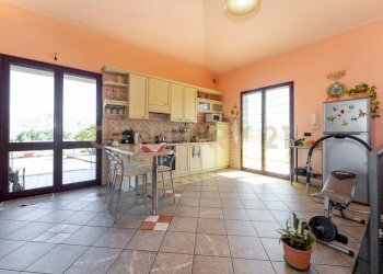 Villa Randazzo (78).jpg - Villa Strada Comunale Calderara 5, Randazzo - photo 15