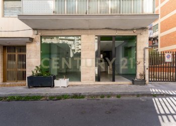 Bottega Sangiorgi (2).jpg - Locale Commerciale Via Mario Sangiorgi 56, Catania - foto 2