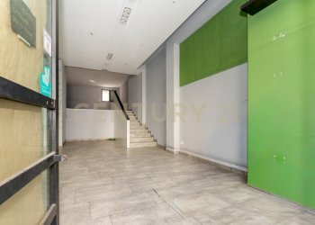Bottega Sangiorgi (4).jpg - Locale Commerciale Via Mario Sangiorgi 56, Catania - foto 4