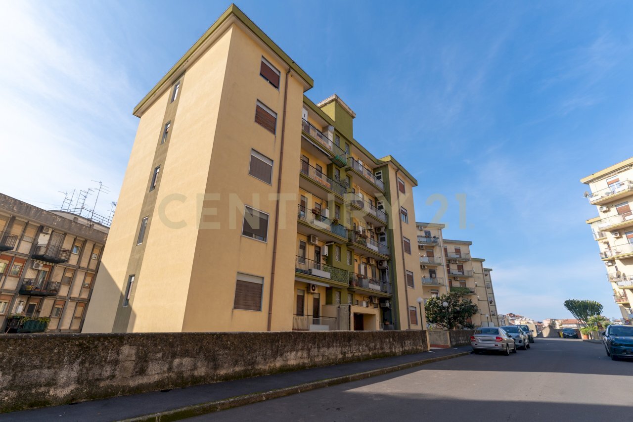 Via Fratelli Bandiera 13 (3).jpg - Appartamento Via Fratelli Bandiera 13, Gravina di Catania - foto 3