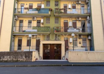 Via Fratelli Bandiera 13 (4).jpg - Appartamento Via Fratelli Bandiera 13, Gravina di Catania - foto 4