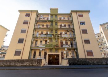 Via Fratelli Bandiera 13 (7).jpg - Appartamento Via Fratelli Bandiera 13, Gravina di Catania - foto 7