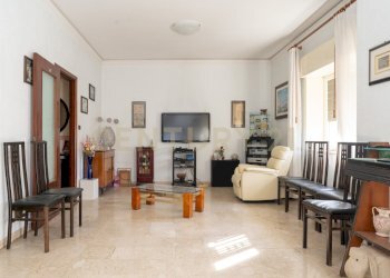 Via Fratelli Bandiera 13 (17).jpg - Appartamento Via Fratelli Bandiera 13, Gravina di Catania - foto 17