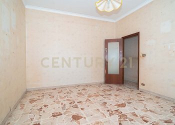 DSC06571.jpg - Quadrilocale Via Carrubella 8, Gravina di Catania - foto 6